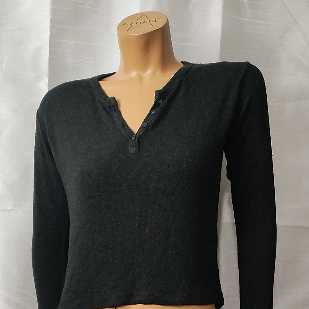Brandy Melville Black‎ Fitted Crop Blouse
